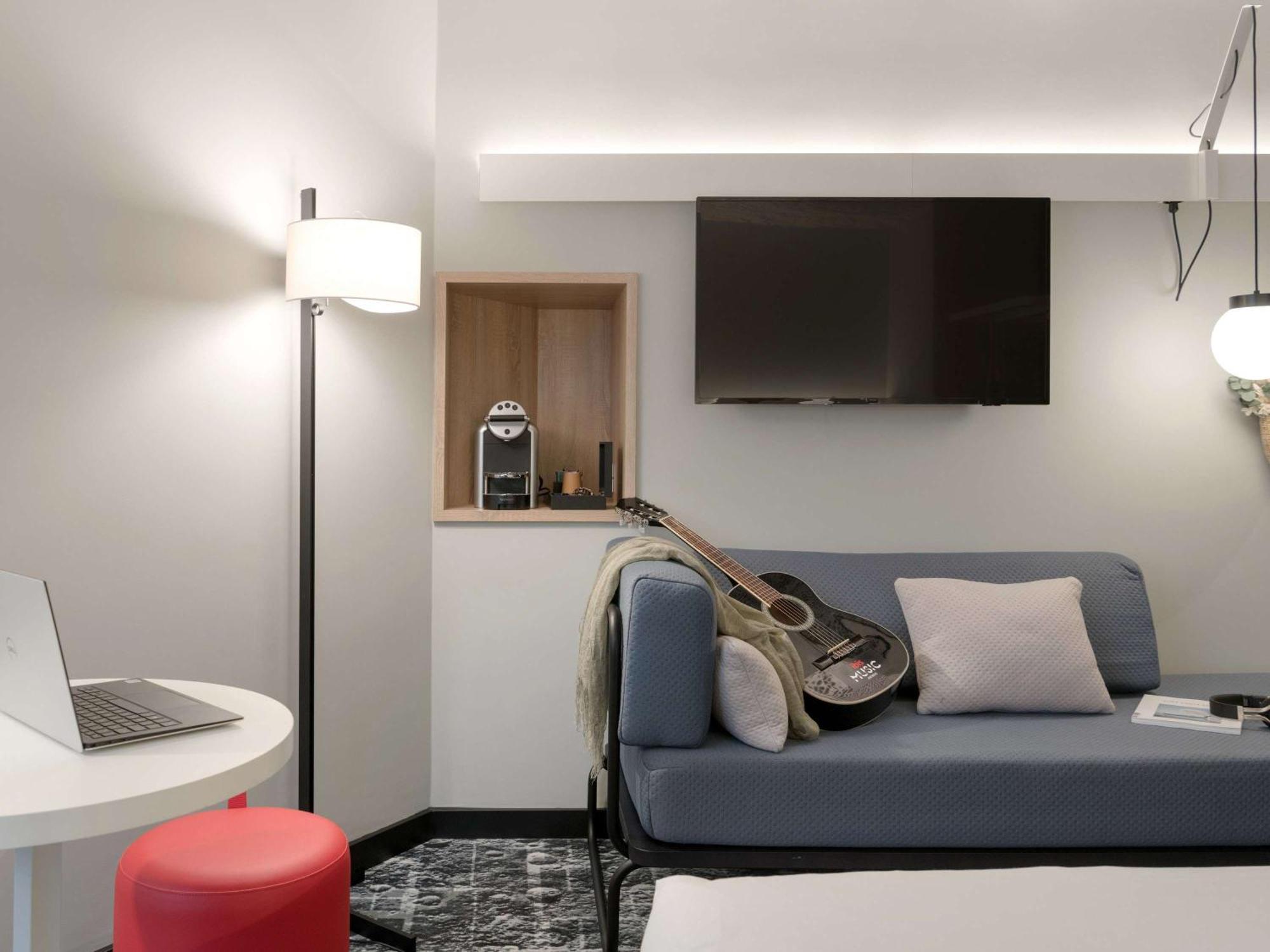 Ibis Paris Rueil Malmaison Exterior foto