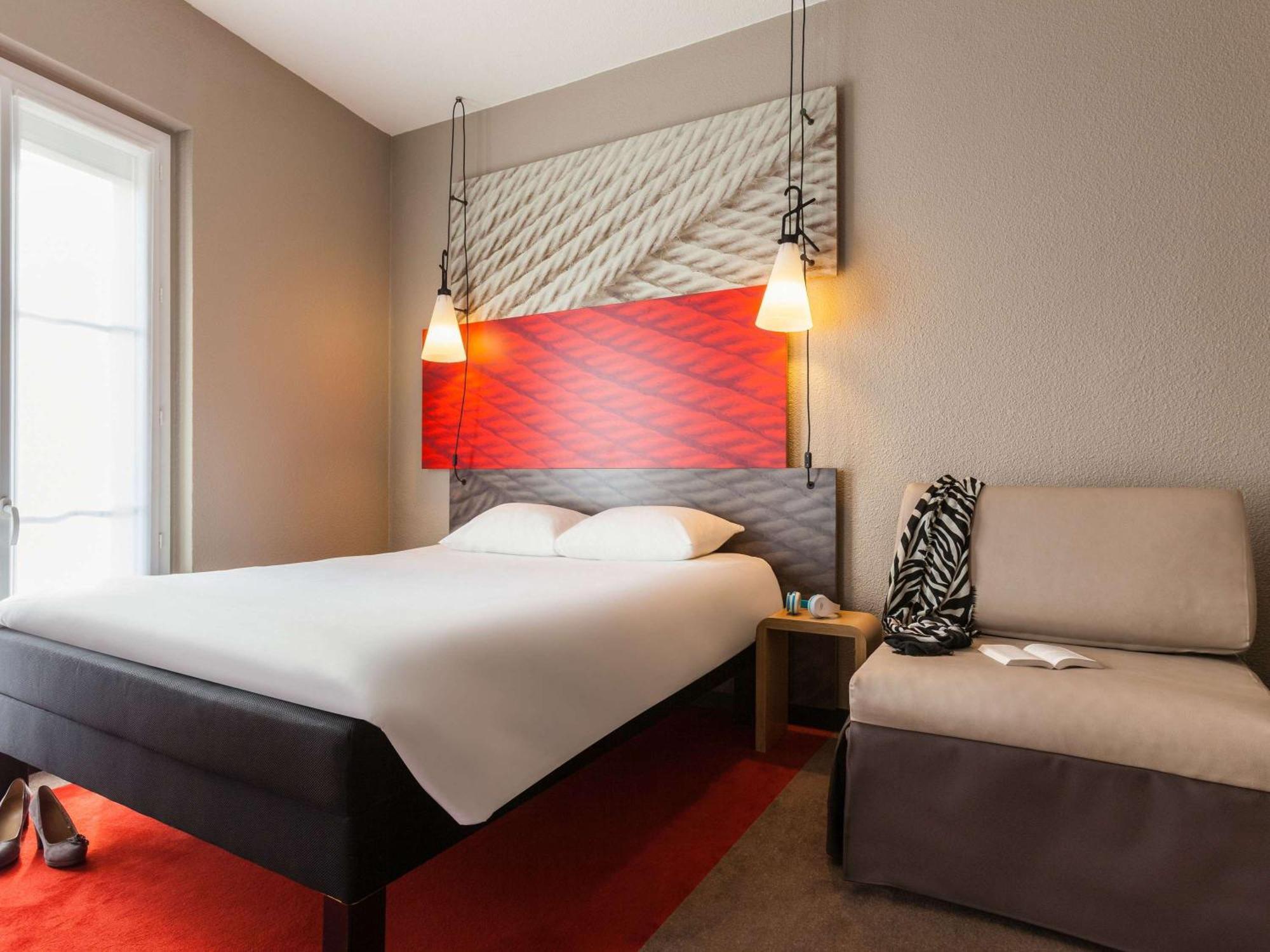 Ibis Paris Rueil Malmaison Exterior foto
