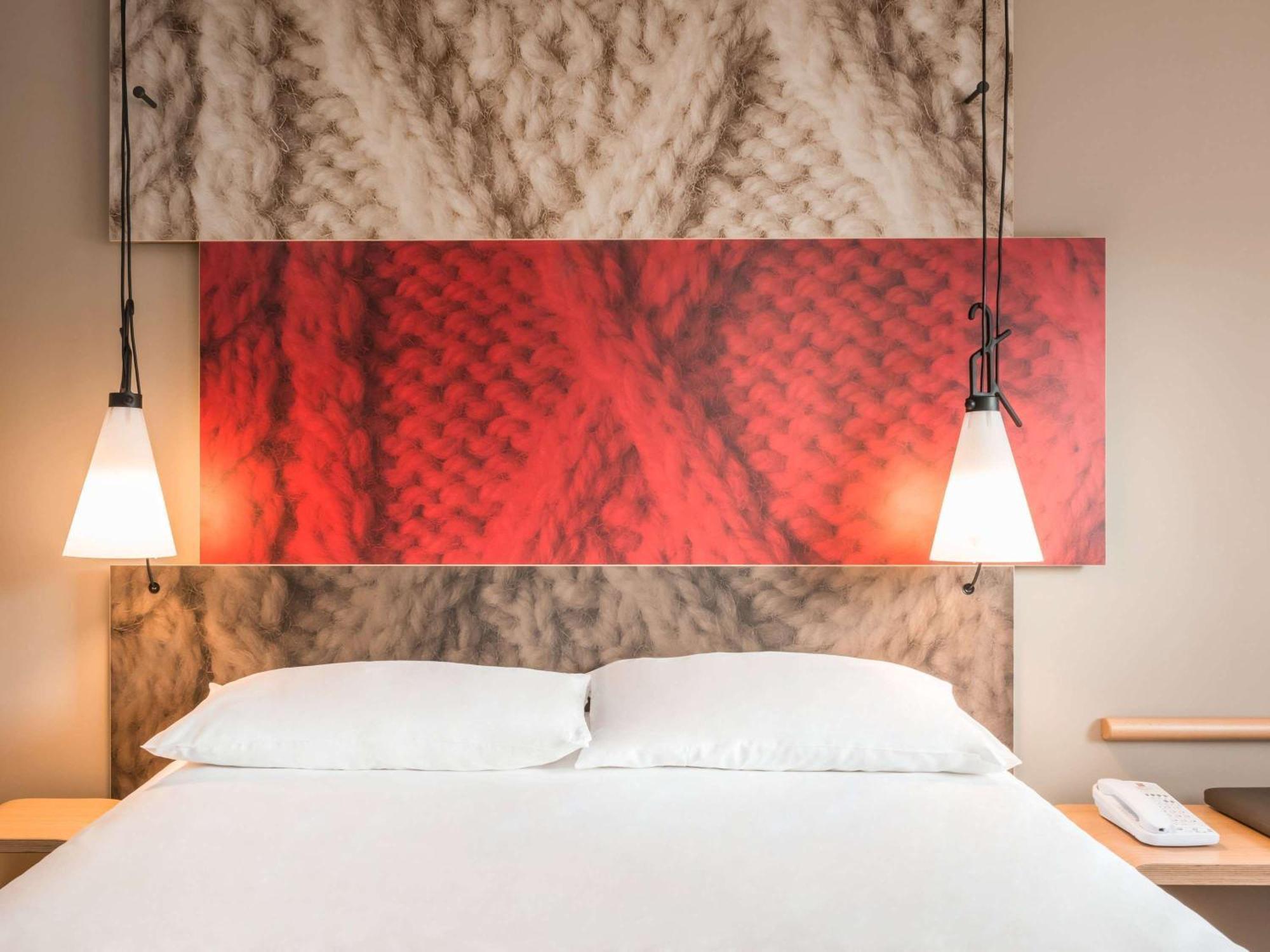 Ibis Paris Rueil Malmaison Exterior foto